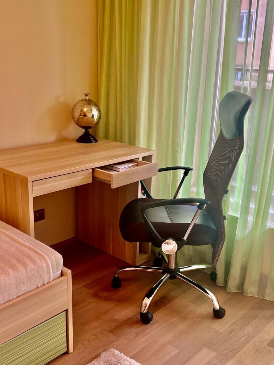 Lejlighed Luxury In And Free Parking Prag