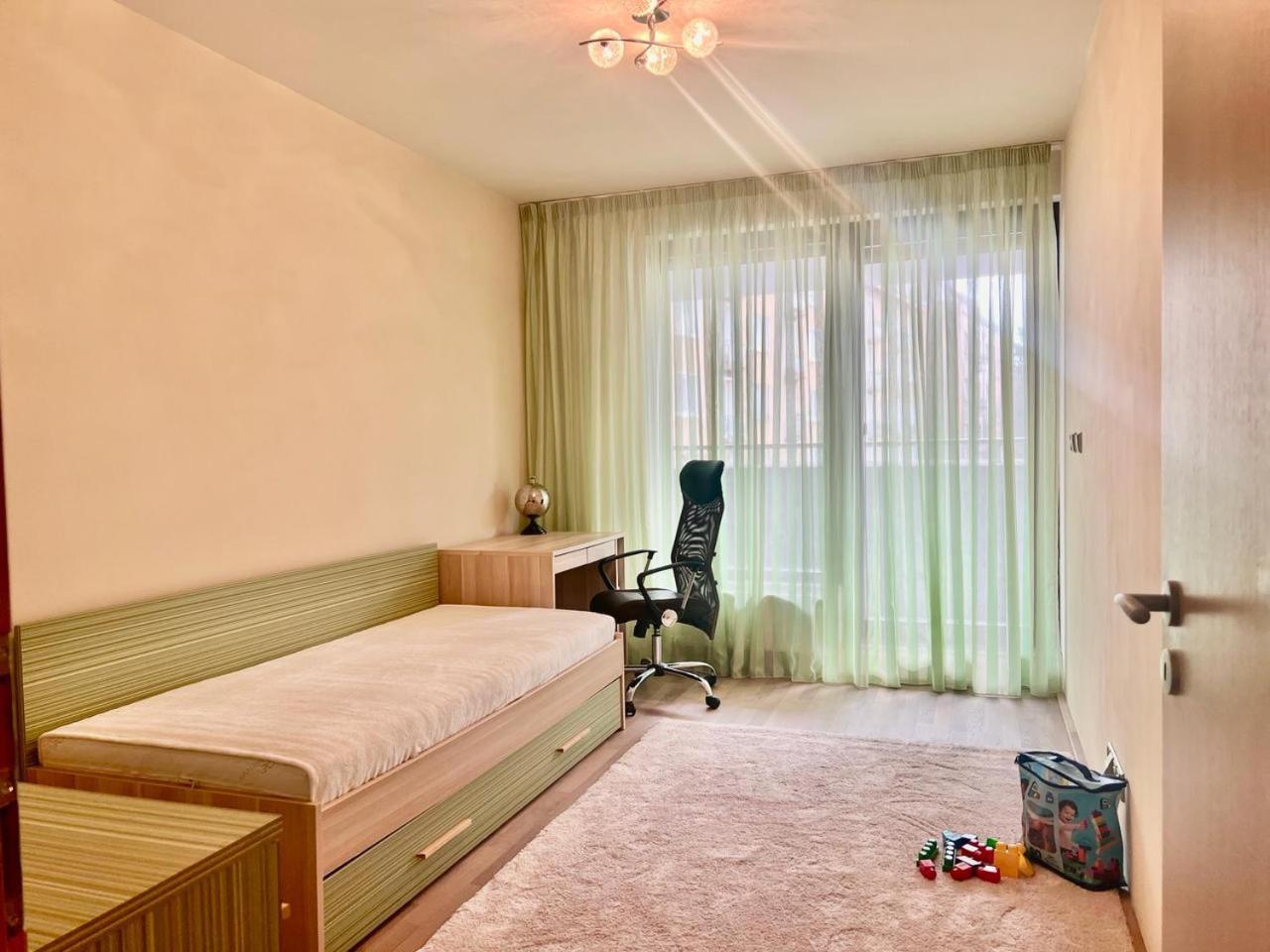 Luxury In And Free Parking Lejlighed *